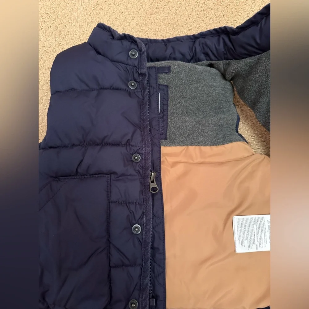 Baby Gap boys puffer vest. Size 2.